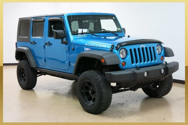 Jeep Wrangler Unlimited 2010 photo 2