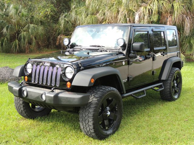 Jeep Wrangler Unlimited 2010 photo 1