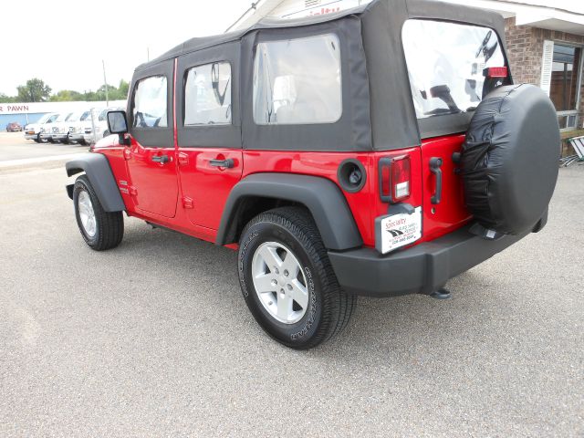 Jeep Wrangler Unlimited 2010 photo 1
