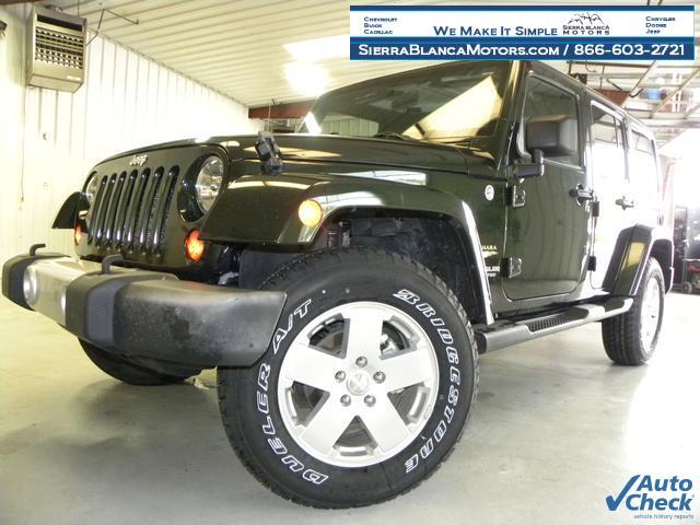 Jeep Wrangler Unlimited 2011 photo 2