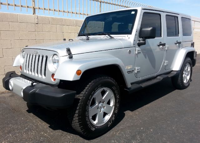 Jeep Wrangler Unlimited 2011 photo 3