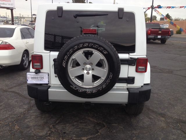 Jeep Wrangler Unlimited 1500 Extended Cargo Clean SUV