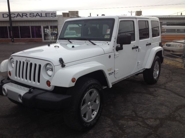 Jeep Wrangler Unlimited 2011 photo 2