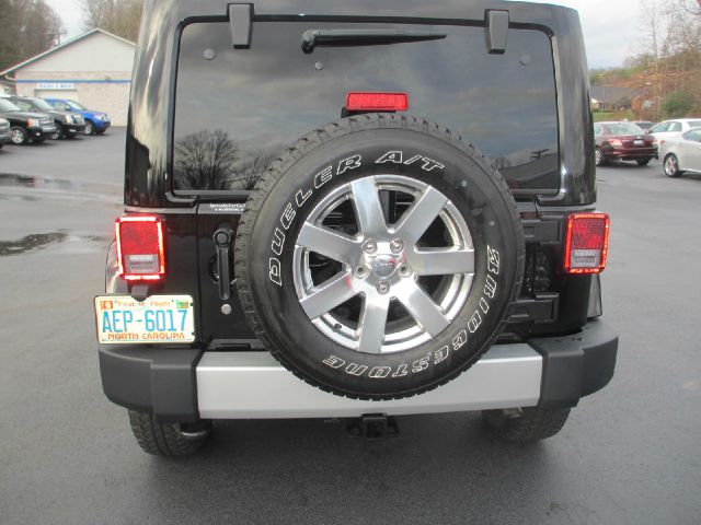 Jeep Wrangler Unlimited 2011 photo 3