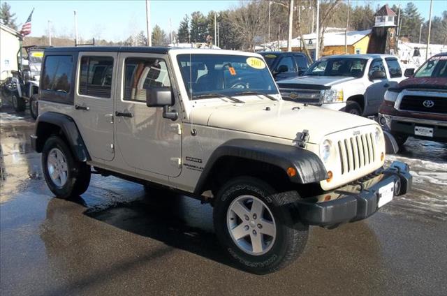 Jeep Wrangler Unlimited 2011 photo 3