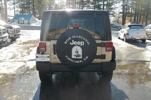 Jeep Wrangler Unlimited 2011 photo 4