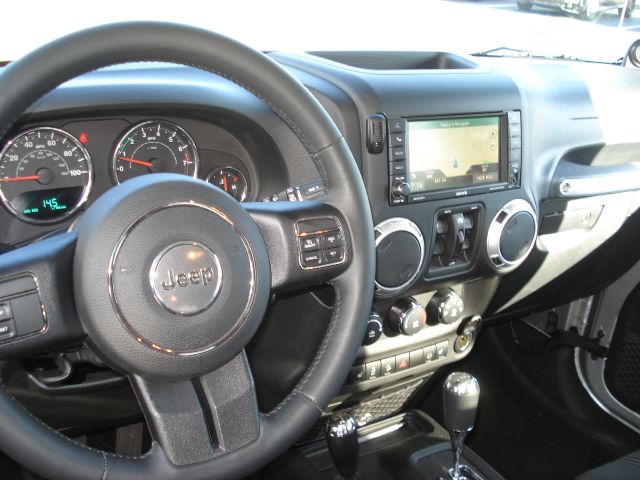Jeep Wrangler Unlimited 2012 photo 4