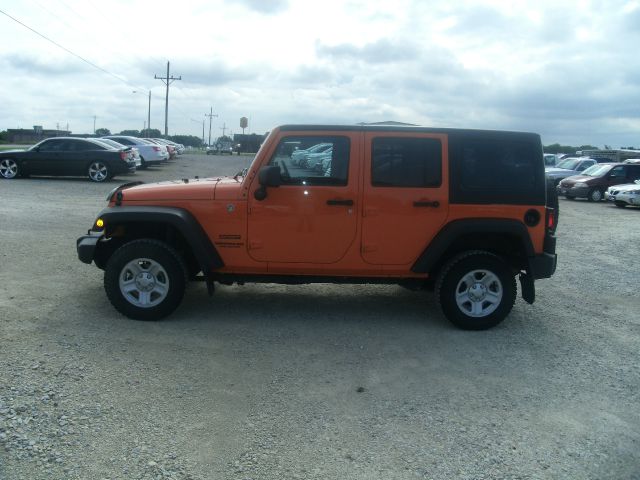 Jeep Wrangler Unlimited 2013 photo 1