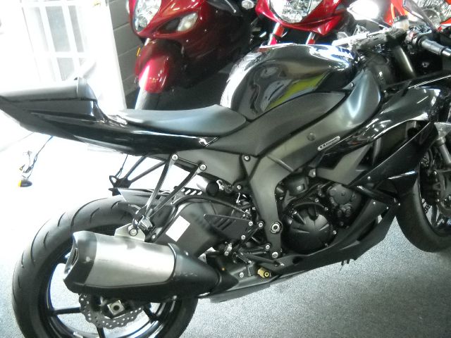 Kawasaki NINJA ZX6R 2014 photo 3