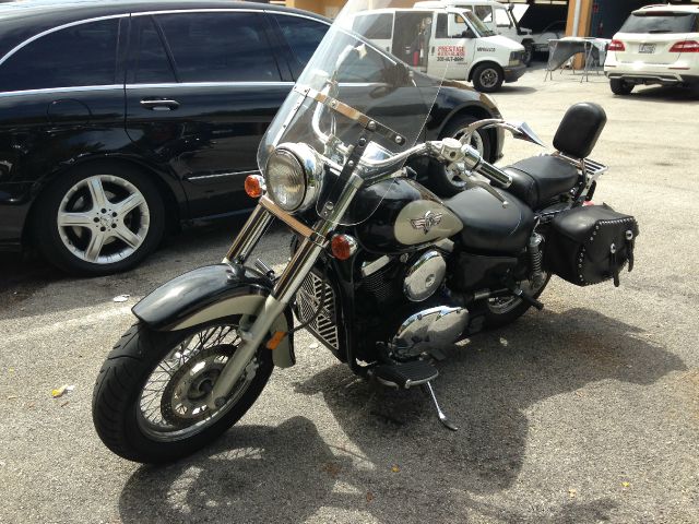 Kawasaki Vulcan 1500 2001 photo 3