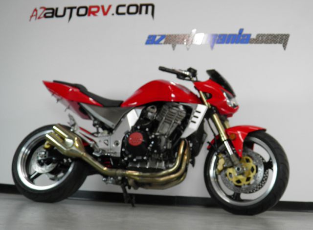 Kawasaki ZR1000 2004 photo 1