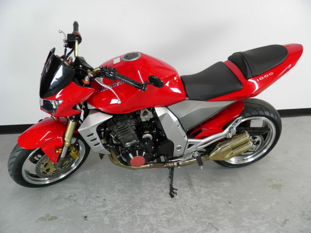 Kawasaki ZR1000 2004 photo 2