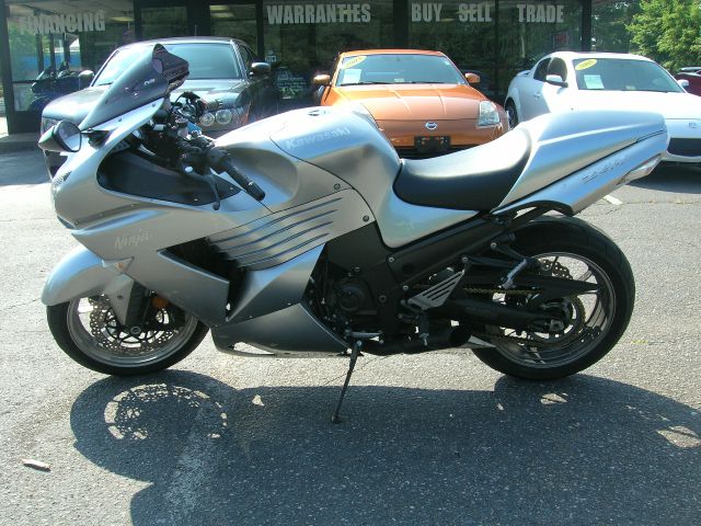 Kawasaki ZX14 2008 photo 6