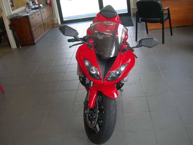 Kawasaki ZX600R 2012 photo 2