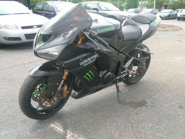 Kawasaki ZX636 2006 photo 3