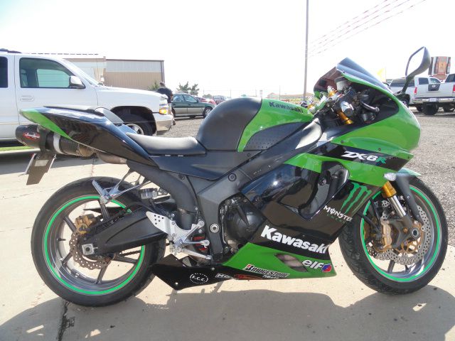 Kawasaki ZX6R 2005 photo 1