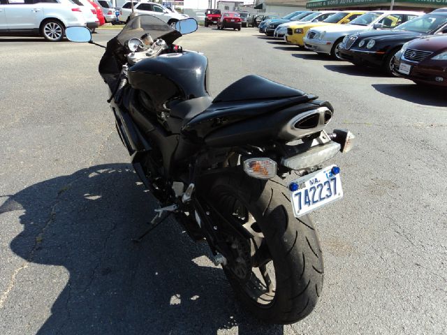 Kawasaki ZX6R 2007 photo 1