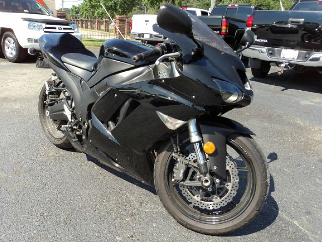Kawasaki ZX6R 2007 photo 4