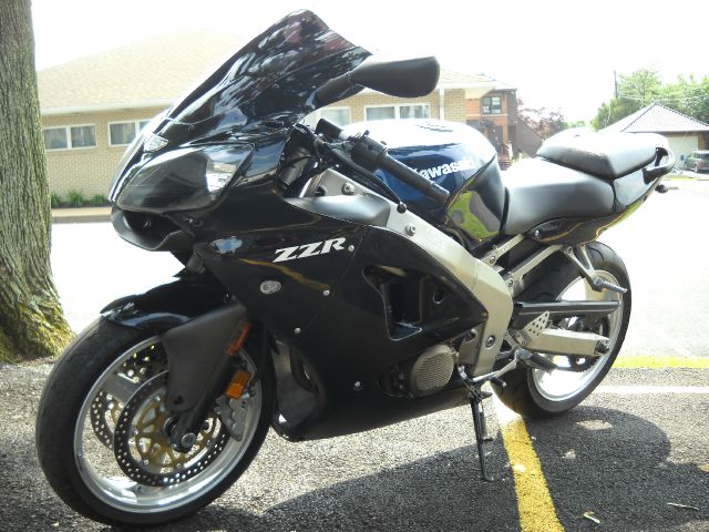 Kawasaki ZZR 600 2005 photo 3