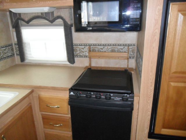 Keystone CHALLENGER 2004 photo 12