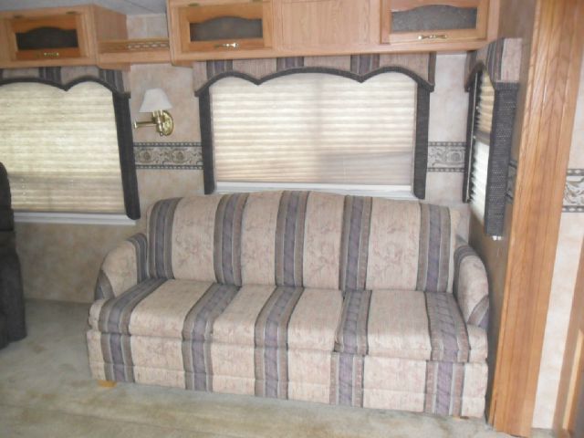 Keystone CHALLENGER 2004 photo 16