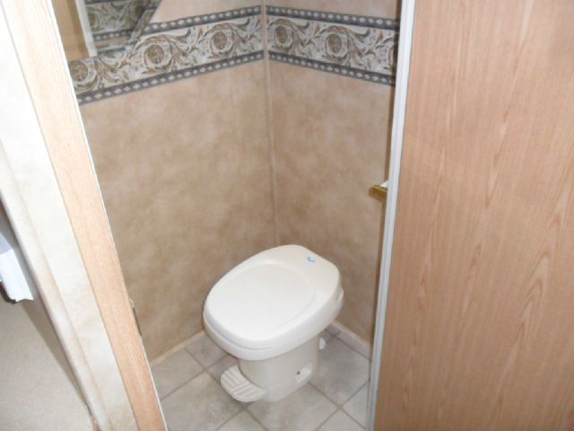 Keystone CHALLENGER 2004 photo 18