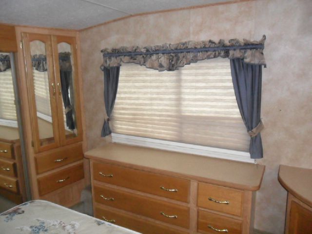 Keystone CHALLENGER 2004 photo 22