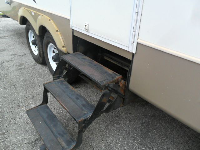 Keystone CHALLENGER 2004 photo 23