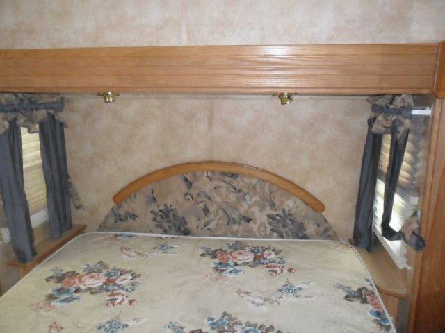 Keystone CHALLENGER 2004 photo 8