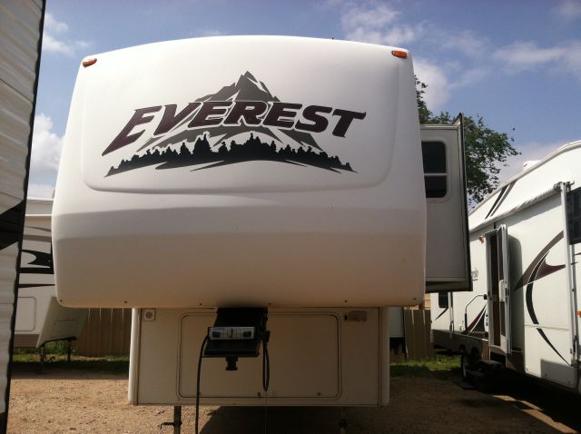 Keystone EVEREST 2005 photo 4