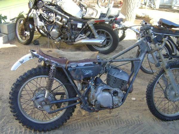 Kawasaki F9F 1975 photo 1