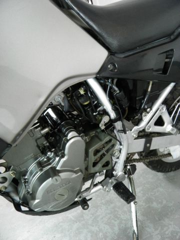 Kawasaki KLR650 2007 photo 7
