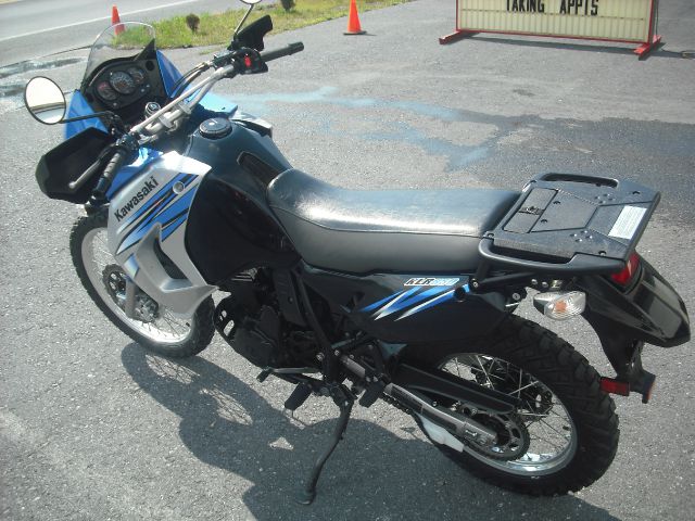 Kawasaki KLR650 2011 photo 1