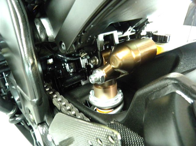 Kawasaki NINJA ZX-10R 2008 photo 30