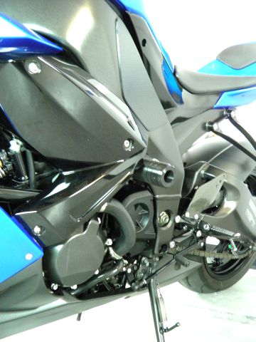 Kawasaki NINJA ZX-10R 2008 photo 7