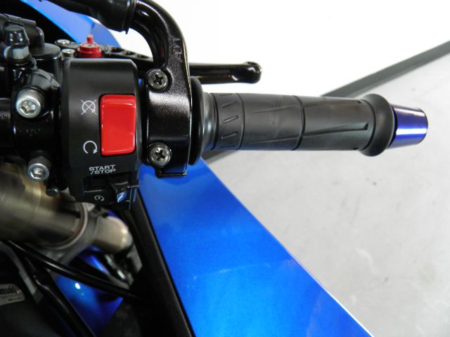 Kawasaki NINJA ZX-10R 2008 photo 9