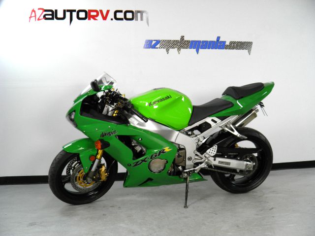Kawasaki Ninja zx-6R 2004 photo 2