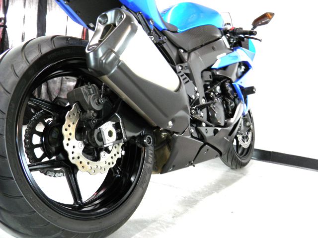 Kawasaki Ninja zx-6R 2009 photo 1