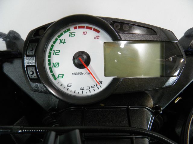 Kawasaki Ninja zx-6R 2009 photo 11