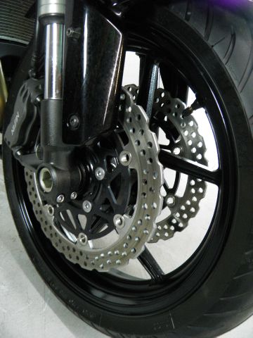 Kawasaki Ninja zx-6R 2009 photo 21