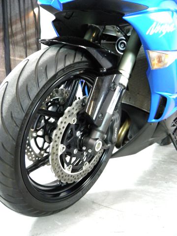 Kawasaki Ninja zx-6R 2009 photo 3