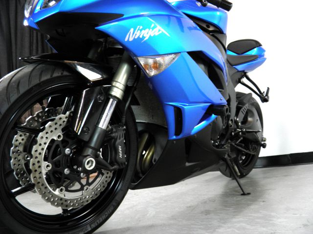 Kawasaki Ninja zx-6R 2009 photo 6