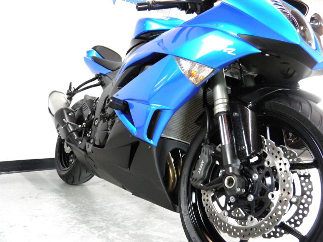 Kawasaki Ninja zx-6R 2009 photo 9