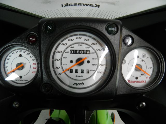 Kawasaki NNJIA 250R 2012 photo 8