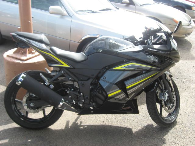 Kawasaki Ninja 250 2012 photo 0