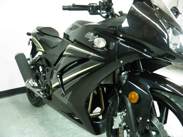 Kawasaki Ninja 250R 2012 photo 15