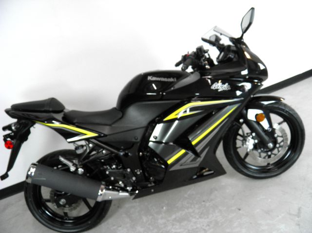 Kawasaki Ninja 250R 2012 photo 21