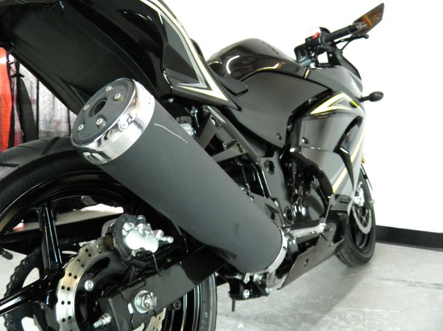 Kawasaki Ninja 250R 2012 photo 9