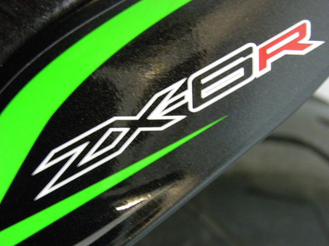 Kawasaki Ninja zx-6R 2013 photo 17