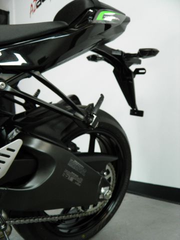 Kawasaki Ninja zx-6R 2013 photo 18